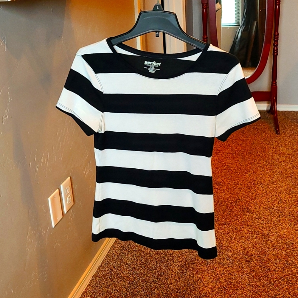 Old Navy top